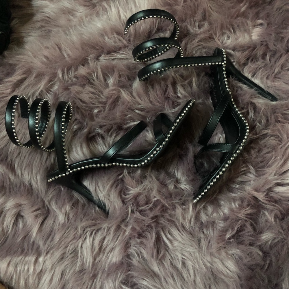 BRAND NEW ! Lola Shoetique Bellaluna Heels